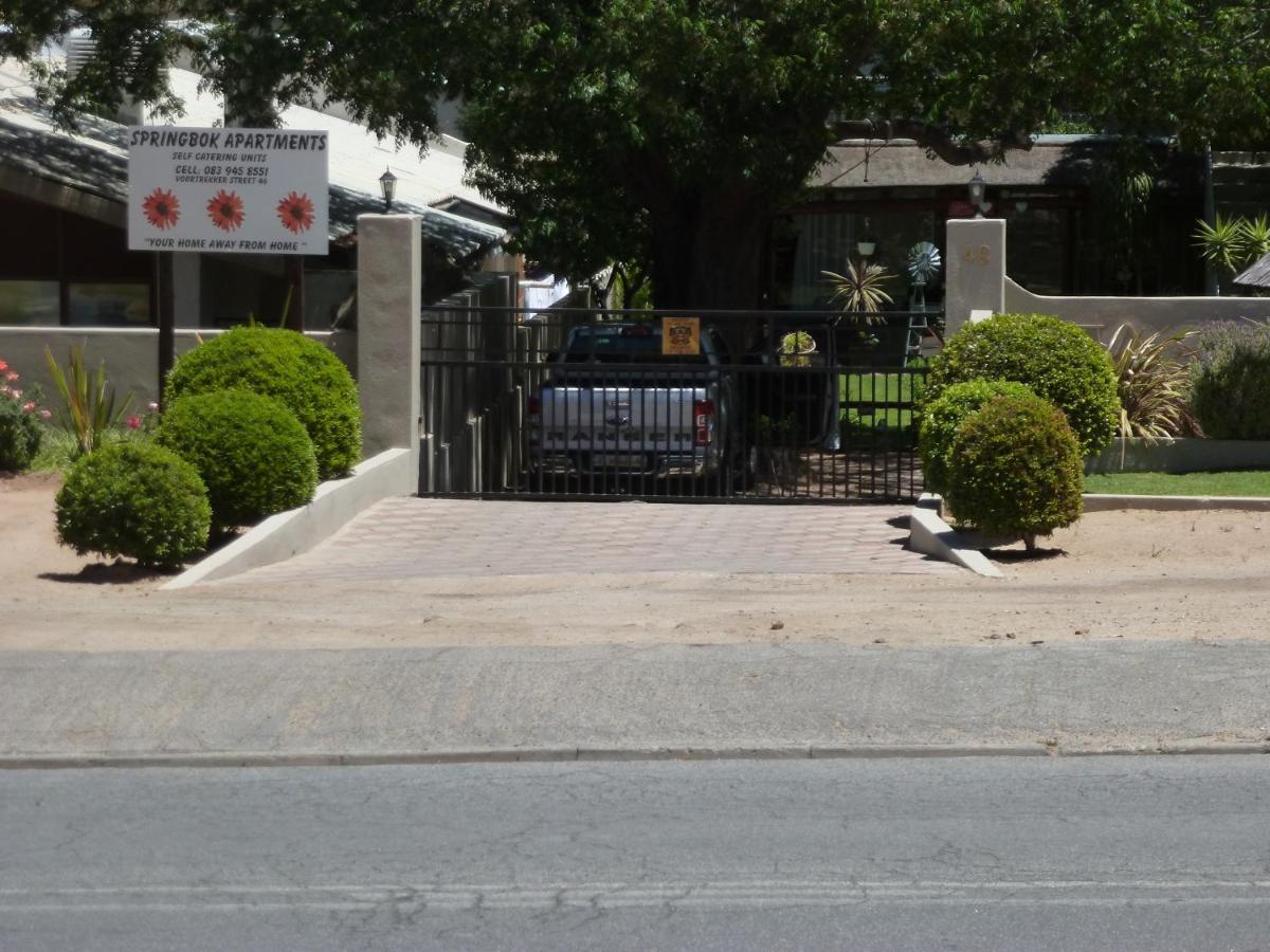 Springbok Apartments Exterior photo