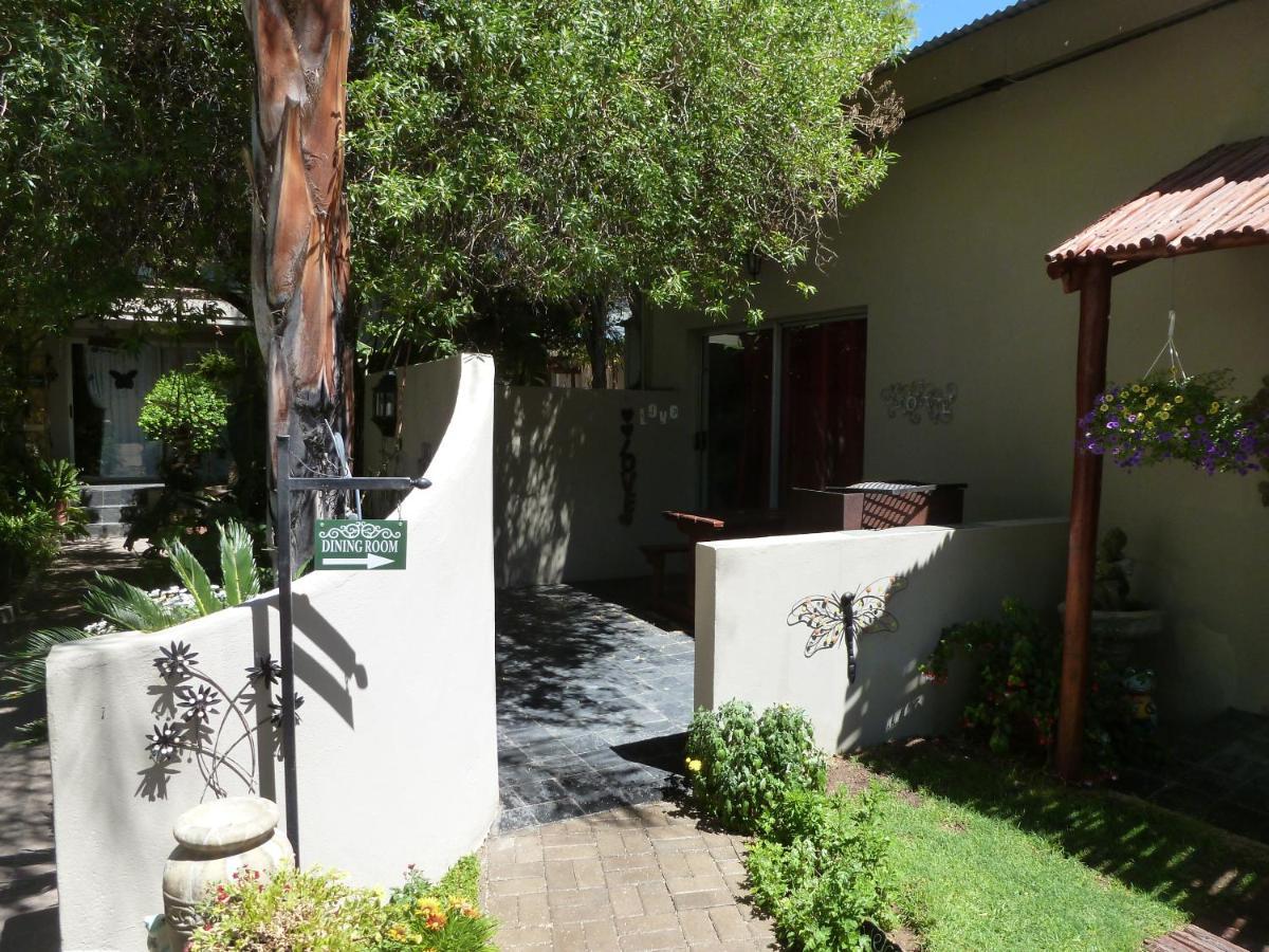 Springbok Apartments Exterior photo