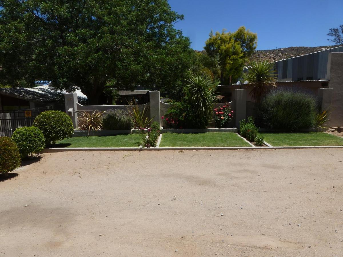 Springbok Apartments Exterior photo