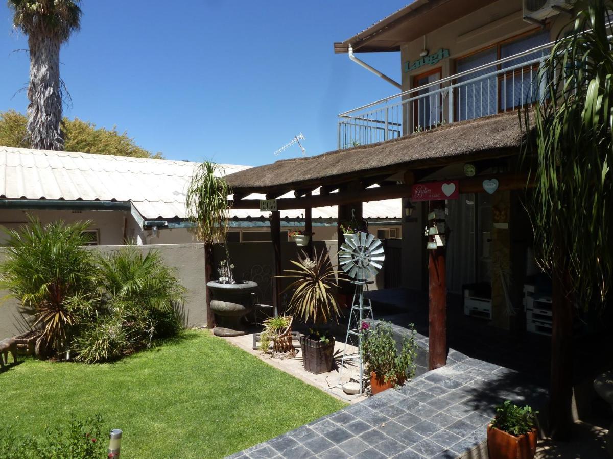 Springbok Apartments Exterior photo